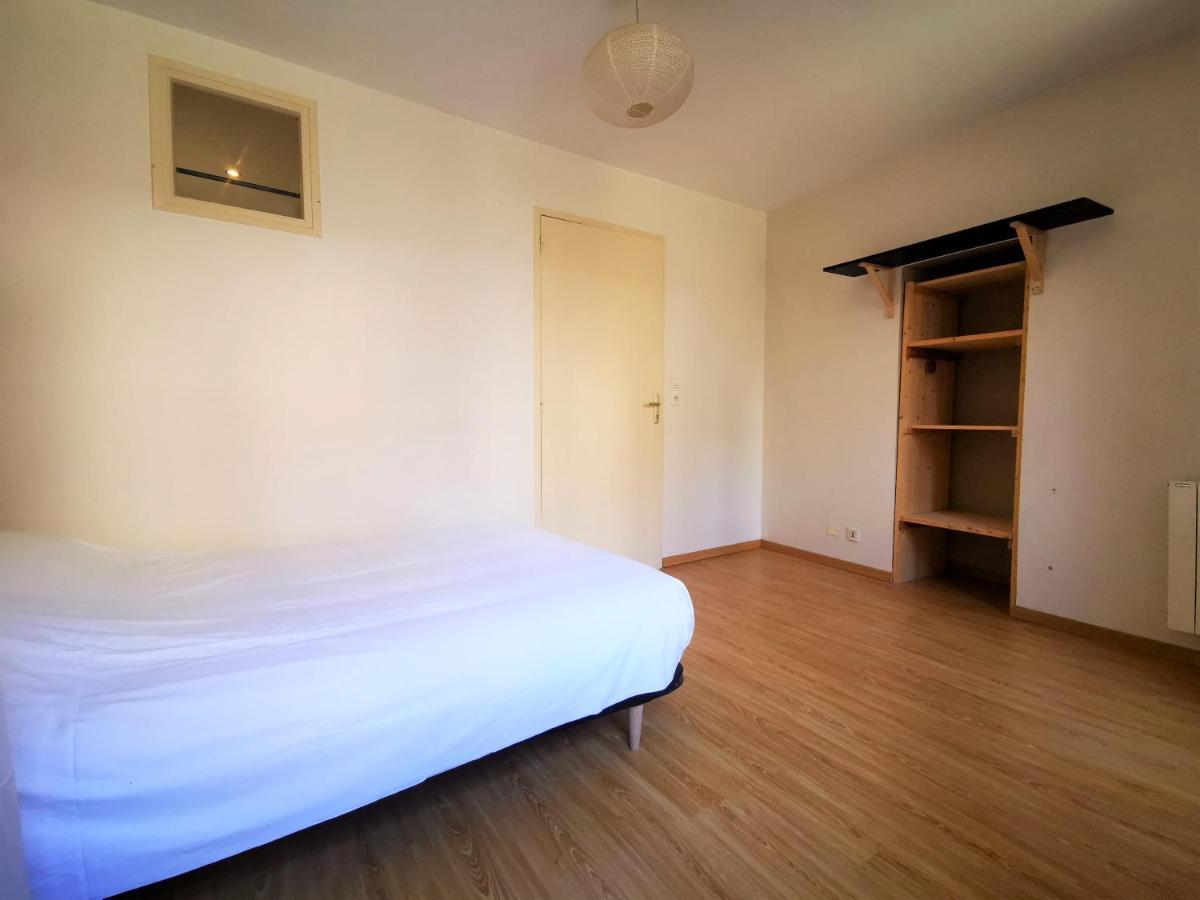 Appartement T2, plein centre, calme, 100m gare à Vienne  Extérieur photo